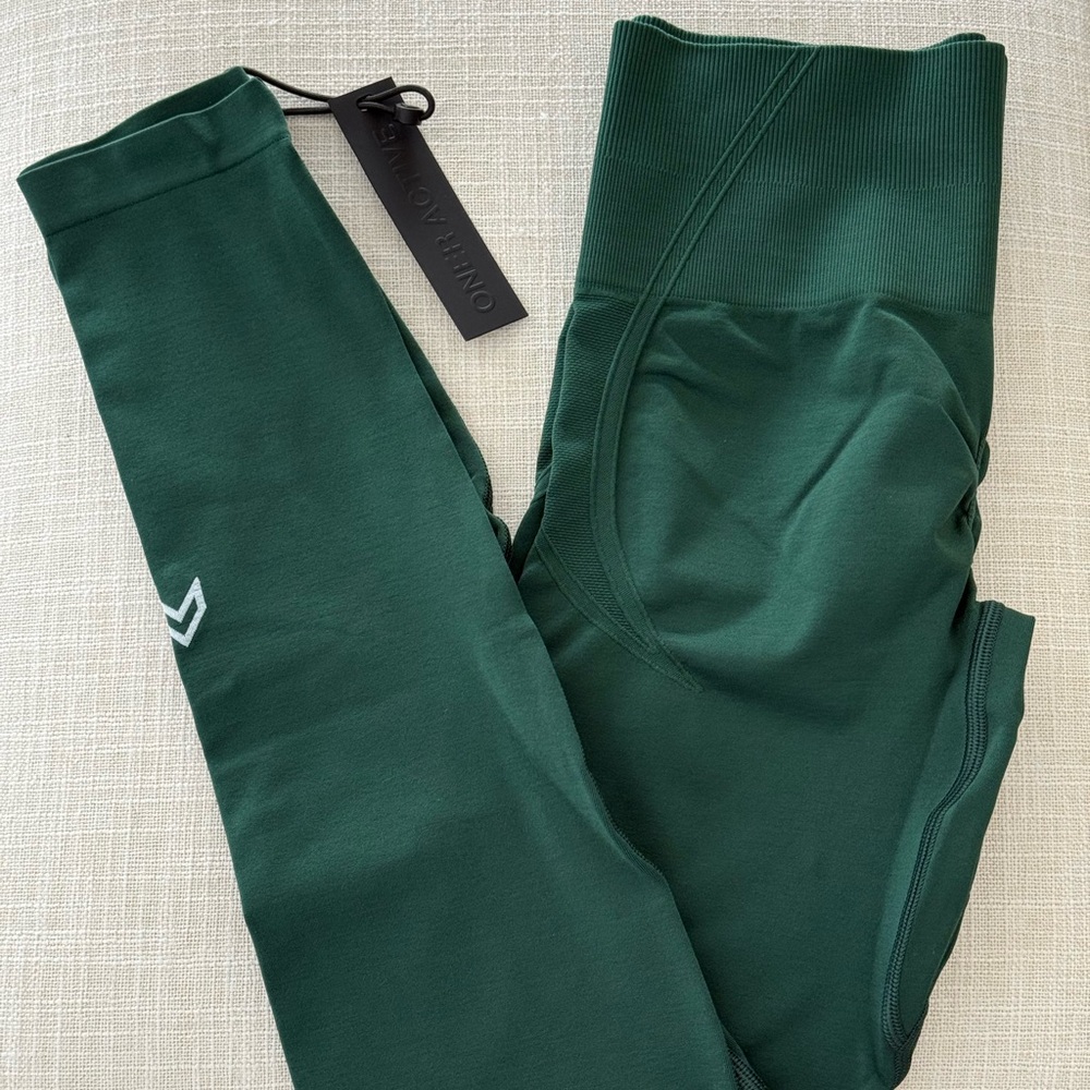Oner Active EFFORTLESS SEAMLESS LEGGINGS - Picture 5 of 5